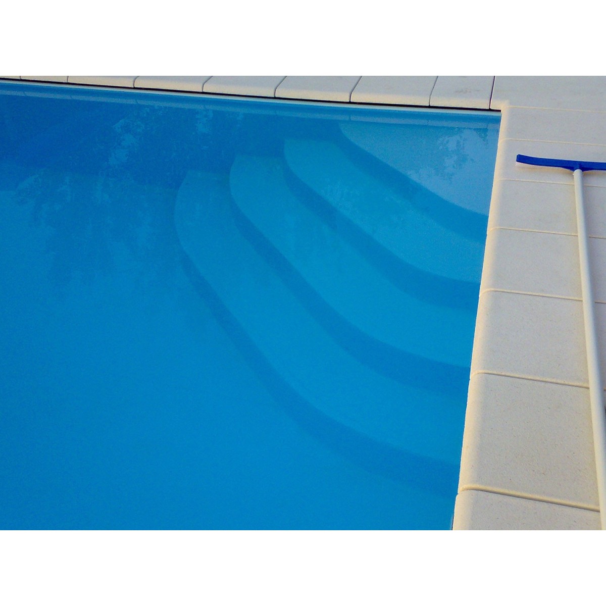 Piscina Laghetto Bluespring Classic Stone con bordo sfioratore