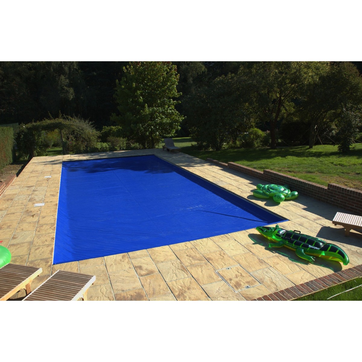 Security pool cover PoolLock