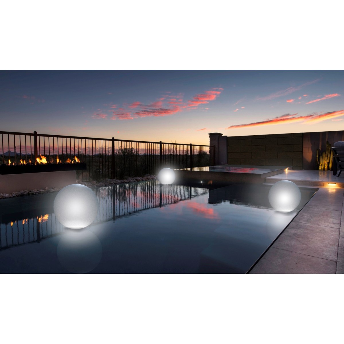 Solar floating round ball light, diam. 30 cm