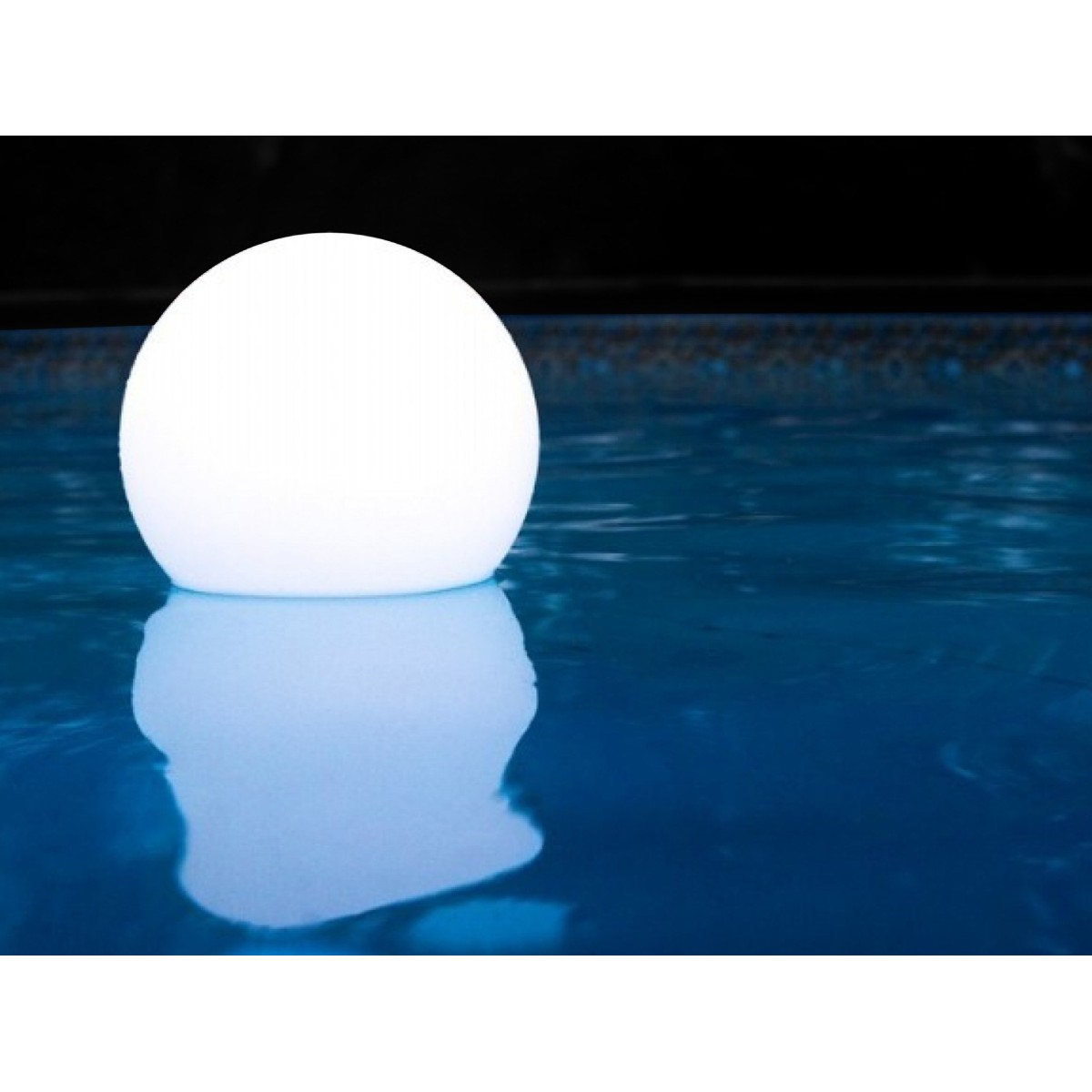 Solar floating round ball light, diam. 40 cm